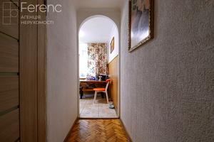 квартира за адресою Дмитра Яворницького вул. (), 7