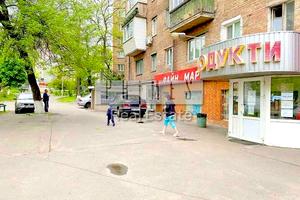 комерційна за адресою Голосіївський просп. (40-річчя Жовтня), 11