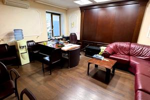комерційна за адресою Дніпро, Богдана Хмельницького просп. (Героїв Сталінграда), 38а