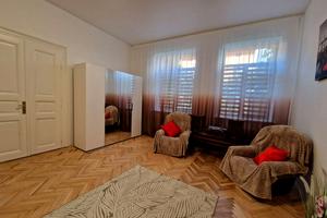 квартира за адресою Джерельна, 25