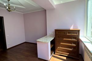 квартира по адресу Строителей ул., 30
