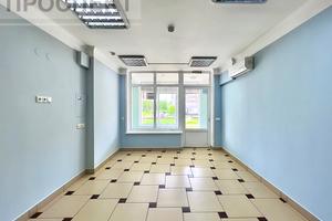 комерційна за адресою Герасима Кондратьєва вул. (Кірова), 144/3
