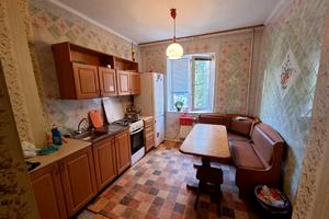 квартира за адресою Миколи Бажана просп., 7-Б