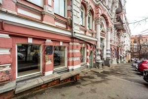 коммерческая по адресу Лютеранская ул., 9