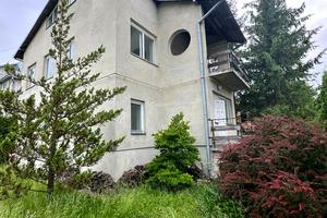будинок за адресою Андрія Сахарова вул.