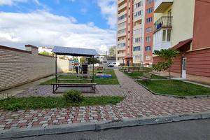 квартира за адресою Стадникової вул., 4