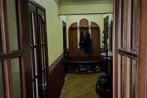 квартира за адресою Конституції пл., 2/2