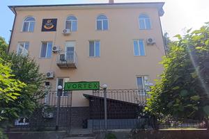 комерційна за адресою Лазурна вул. (Гайдара), 3А