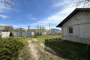 будинок за адресою вишнева, 4