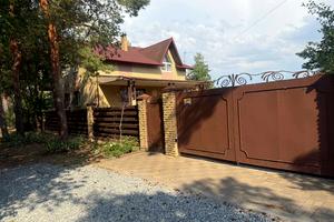 будинок за адресою с. Піщанка, вул. Ялинкова, 5а