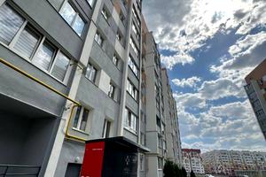 квартира за адресою Домобудівельна вул., 13