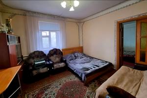 будинок за адресою Лялі Ратушної