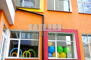 комерційна за адресою Борщагівська вул., 204 к2