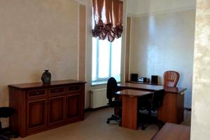 комерційна за адресою пр Пушкіна, 20