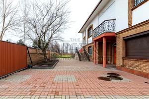 будинок за адресою Броварський район
