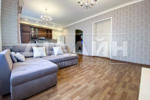квартира по адресу Розваги ул., 27