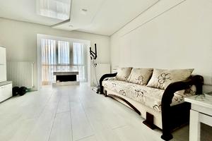 квартира за адресою Злуки просп., 35