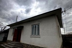будинок за адресою с. Клубівці, Центральна