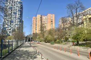 коммерческая по адресу Киев, Василия Тютюнника ул. (Анрі Барбюса), 5-А