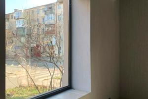 коммерческая по адресу Черняховского ул. (Черняховського), 10