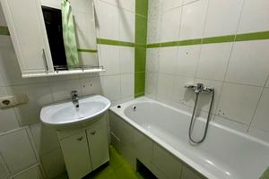 квартира за адресою Володимира Антоновича вул. (Свердлова), 49а