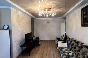 квартира за адресою Михайла Комарова вул., 4а
