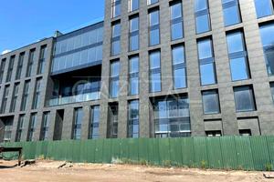 комерційна за адресою Миколи Бажана просп., 1