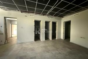 комерційна за адресою Київ, Саперне Поле вул., 5
