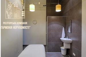 комерційна за адресою Жуля Верна бульв. (Ромена Роллана), 4