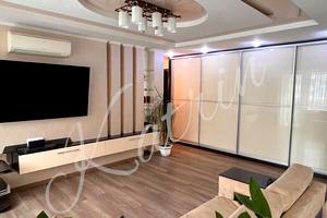 квартира за адресою Космодромна вул., 3