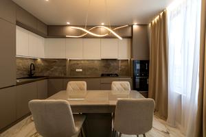 квартира за адресою Степана Бандери вул., 77-Б