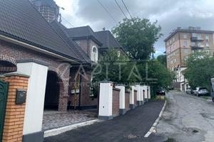 будинок за адресою Печерський район