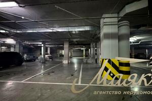 паркомісце за адресою Саперне Поле вул., 3