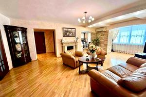 квартира за адресою Аграрна вул., 5