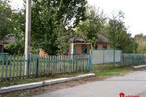 будинок за адресою с. Курінька, центральная