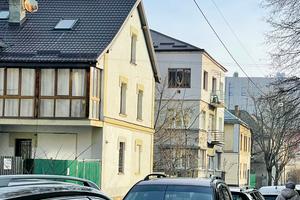 квартира за адресою Миколи Зерова вул., 11