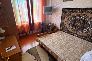 квартира за адресою Тракторобудівників просп., 77