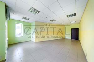 комерційна за адресою Польова вул., 33