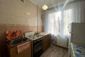 квартира за адресою Космонавтів вул., 3
