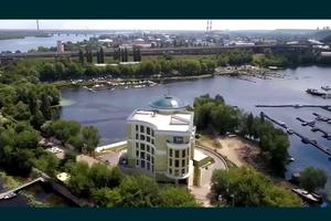 коммерческая по адресу Набережно-Печерская дорога , 2