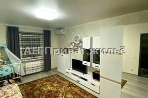 квартира за адресою Параджанова, 1