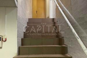 комерційна за адресою Київ, Бастіонна вул., 2/1