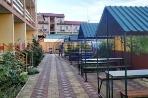 комерційна за адресою Золотий берег, 55