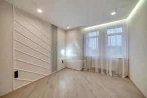 квартира по адресу Розваги ул., 27