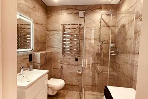квартира за адресою Роксоляни вул., 18