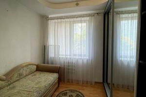 квартира за адресою Міцкевича вул., 5
