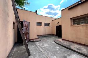 комерційна за адресою Вільної Ічкерії вул. (Волгоградська), 13