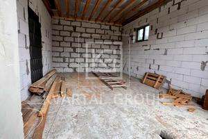 будинок за адресою Молодіжна