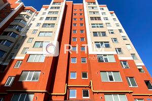квартира за адресою Зоряна вул., 10