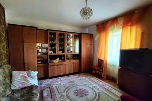 будинок за адресою с. Барахти, Волошкова, 19 А